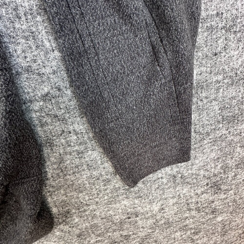 DOCKERS Knitted Men's Sweater, V-Neck, Gray color 2X/2XG - Picture 8 of 9